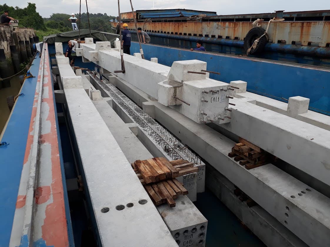 cot-be-tong-cot-thep-duc-san-01 (1)